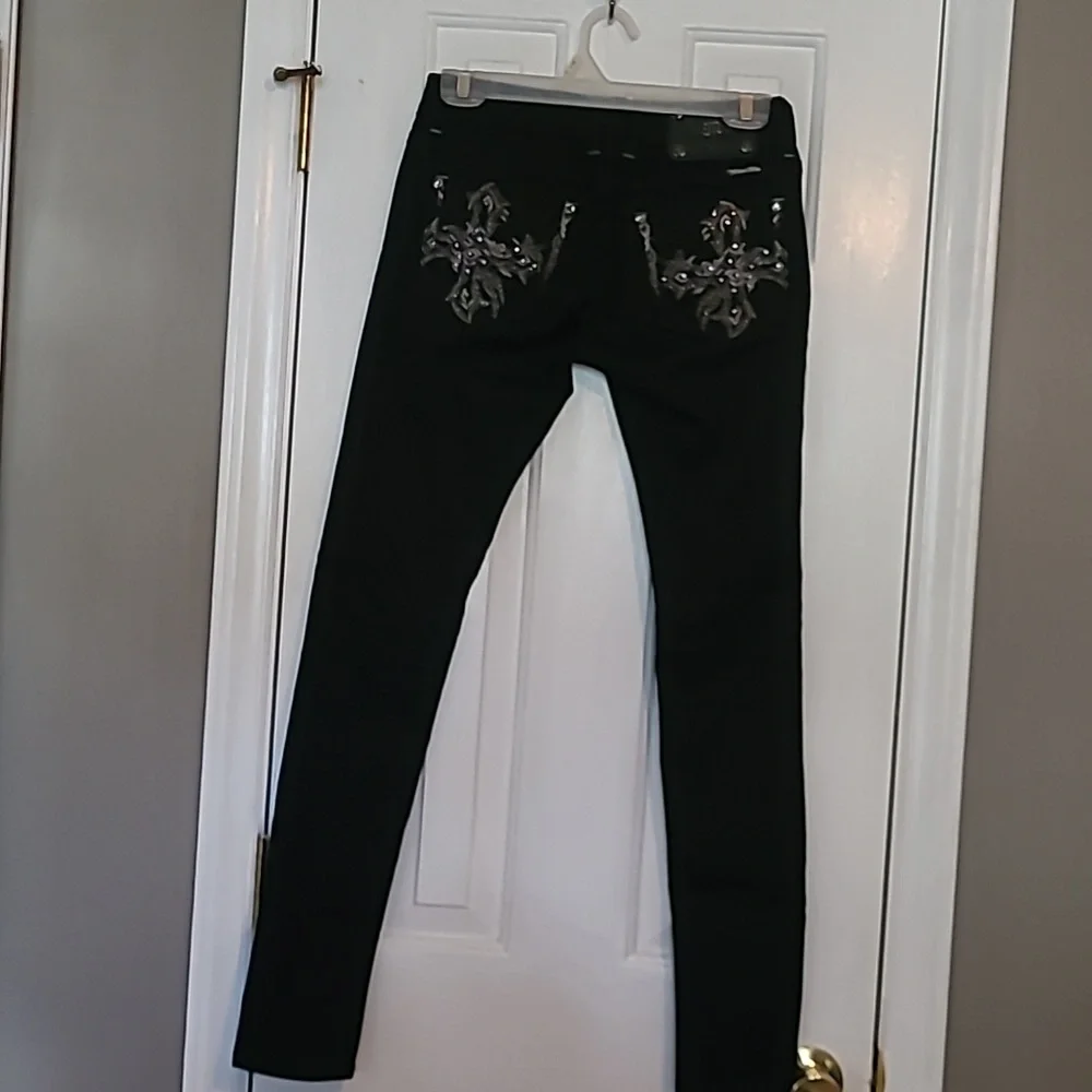 Miss Me Black Skinny Jeans - Picture 4 of 12